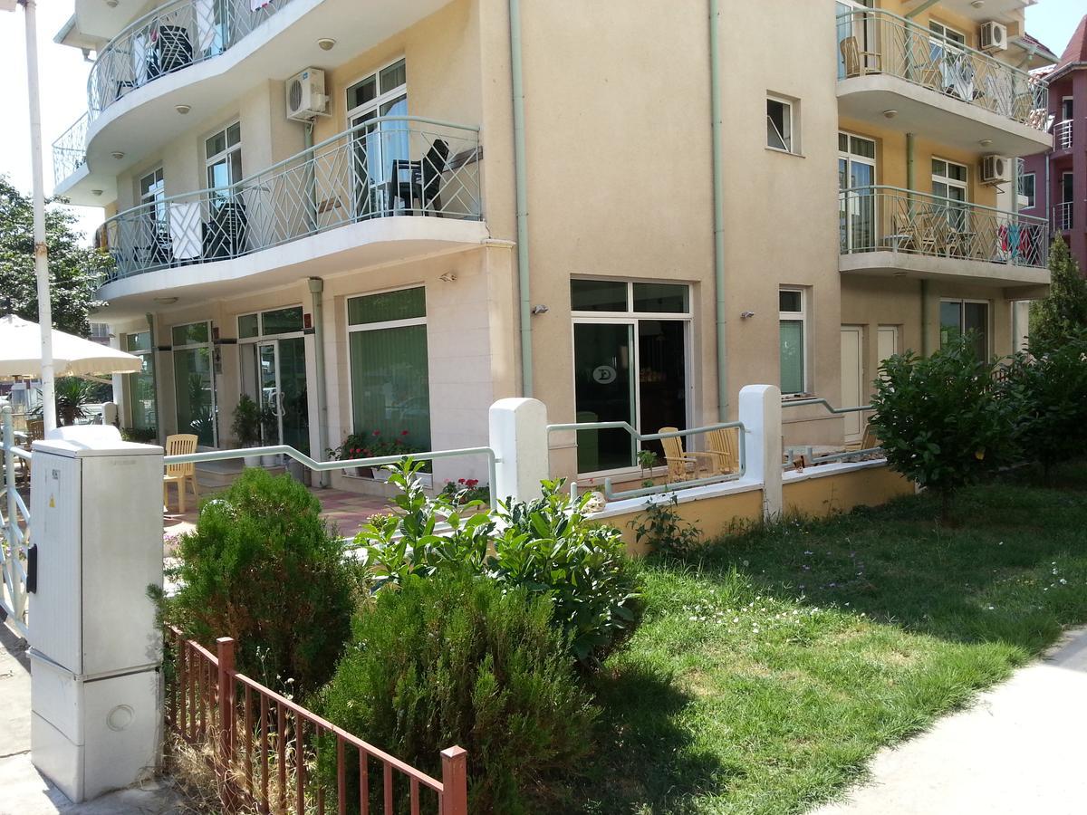 Hotel Diva Ravda Exterior photo